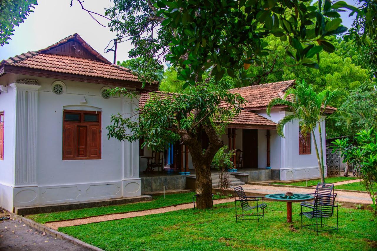 Thambu Illam Hotel Jaffna Kültér fotó