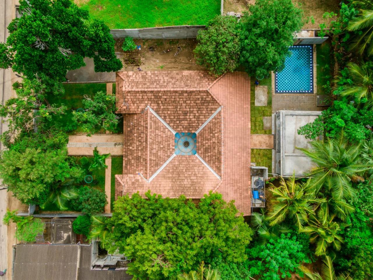 Thambu Illam Hotel Jaffna Kültér fotó
