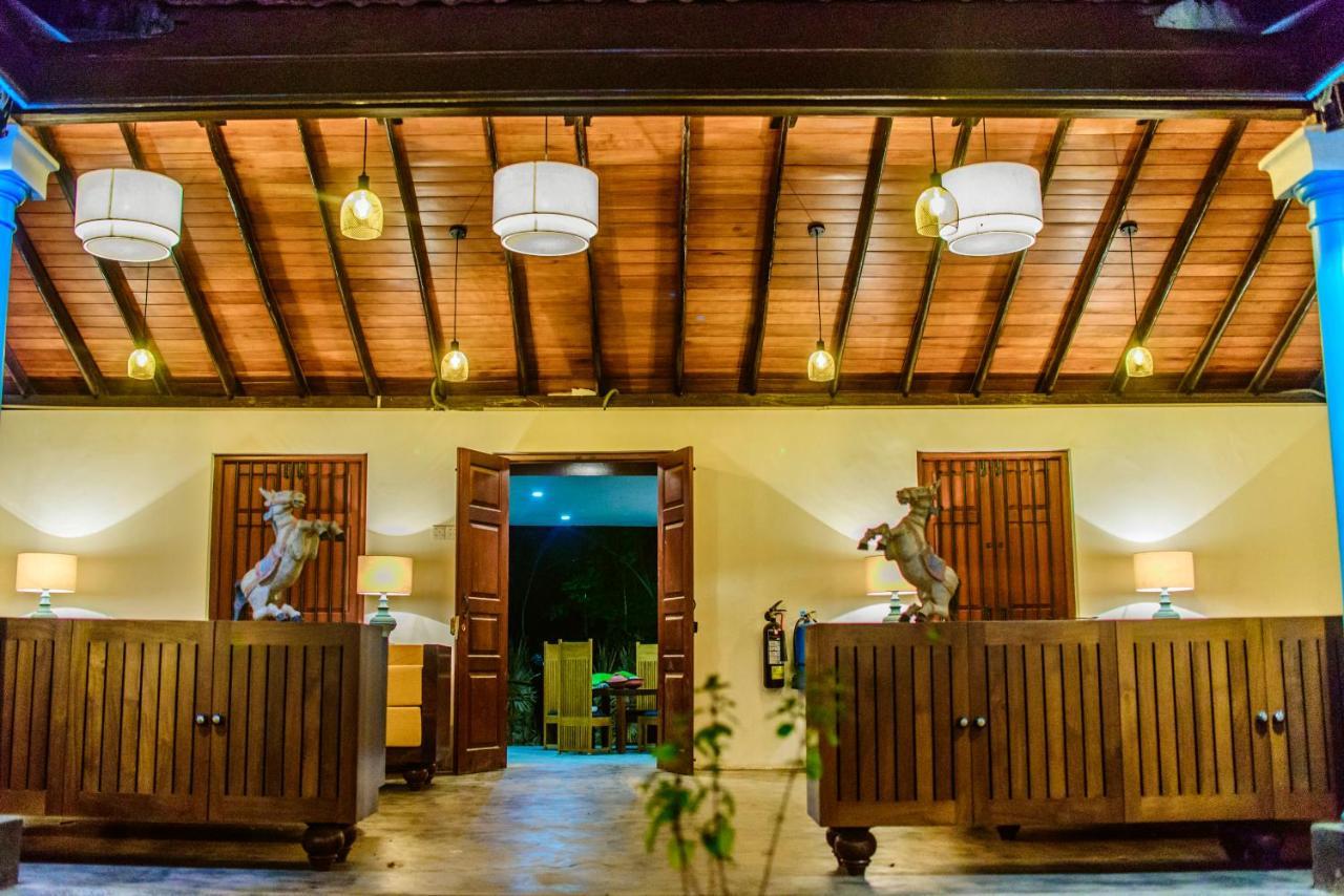 Thambu Illam Hotel Jaffna Kültér fotó
