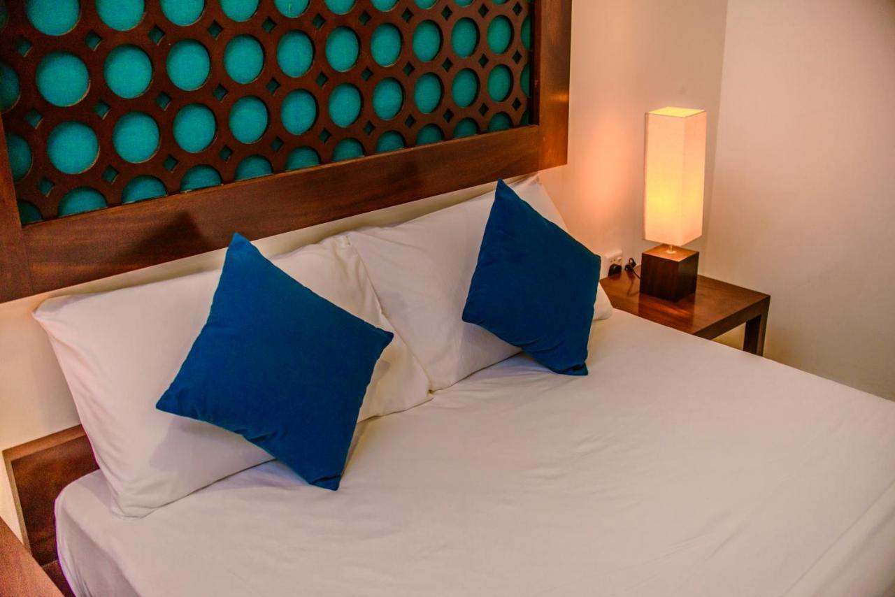 Thambu Illam Hotel Jaffna Kültér fotó
