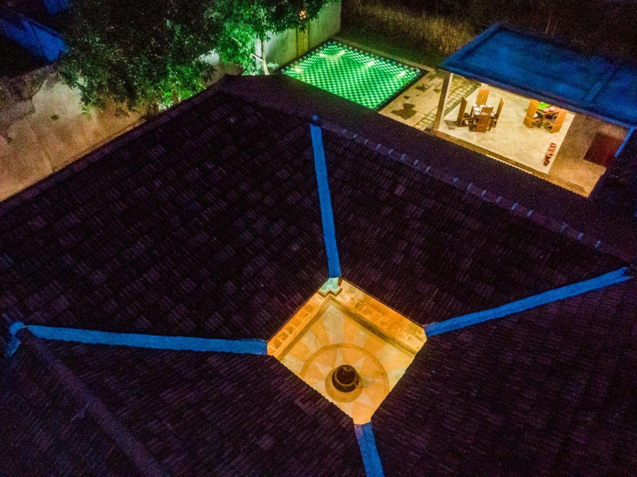 Thambu Illam Hotel Jaffna Kültér fotó