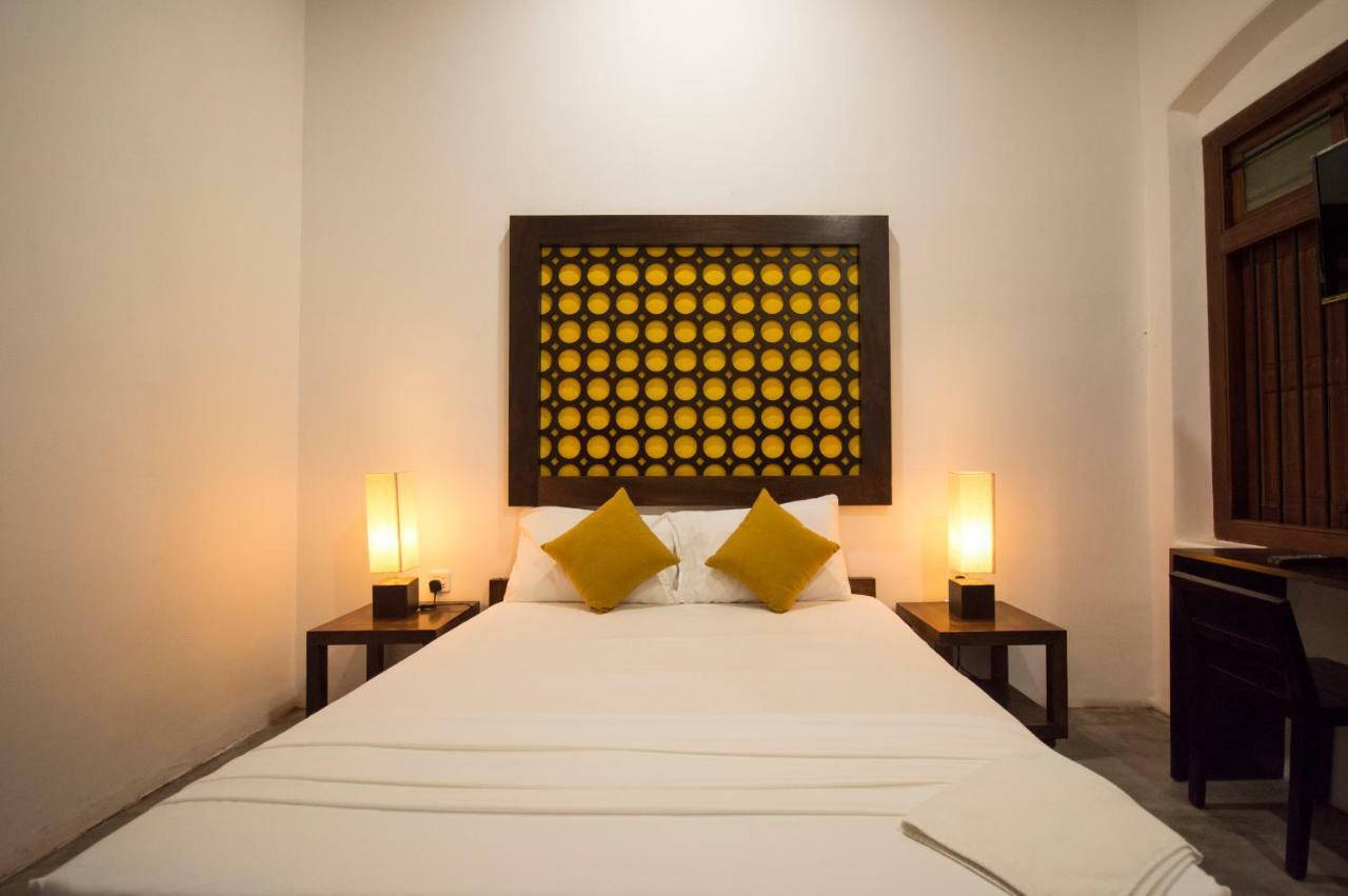 Thambu Illam Hotel Jaffna Kültér fotó