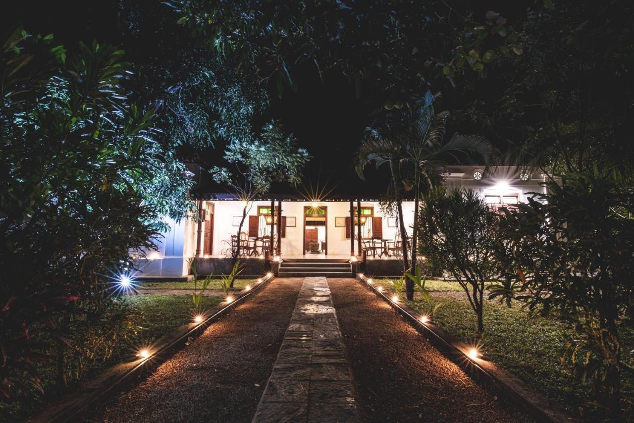 Thambu Illam Hotel Jaffna Kültér fotó